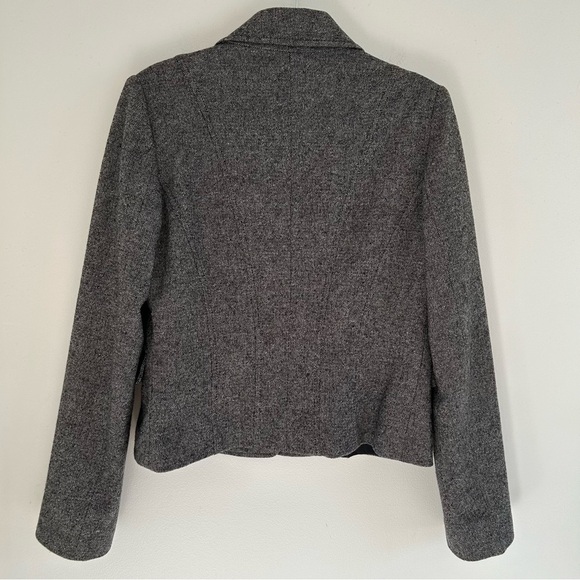 (SOLD) Italian Wool Blend Blazer Size Medium - Picture 8 of 16